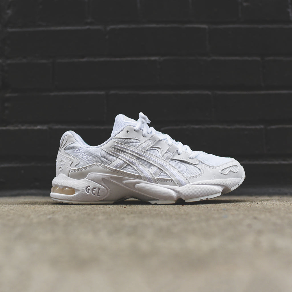 asics gel kayano white