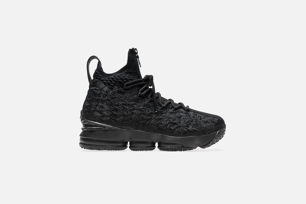 lebron 15 kith triple black