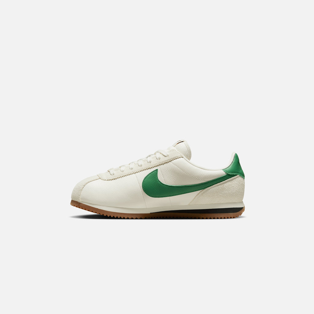 Nike Sail / Aloe / Black / Pale Vanilla – Kith