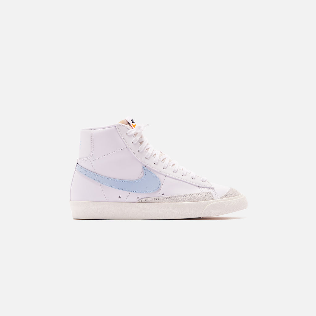 nike blazer white and blue