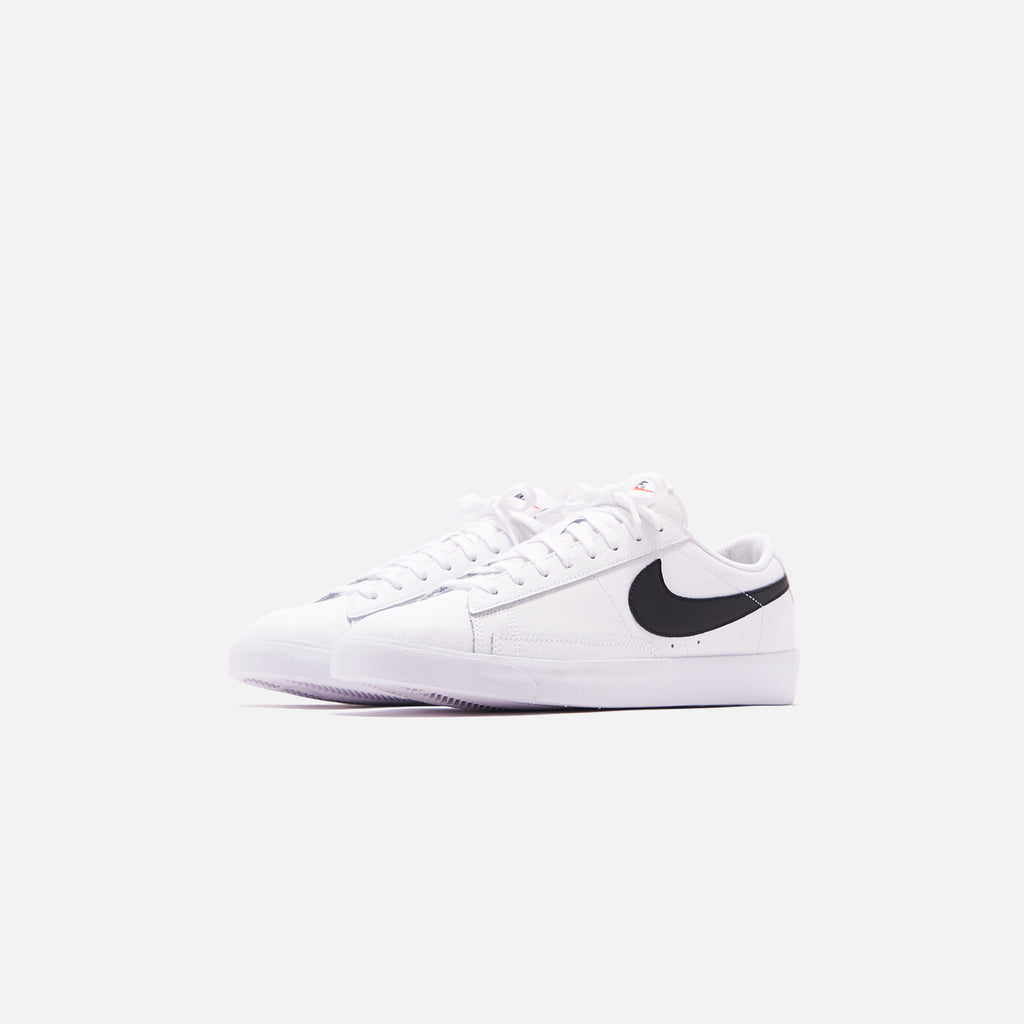 white blazer low