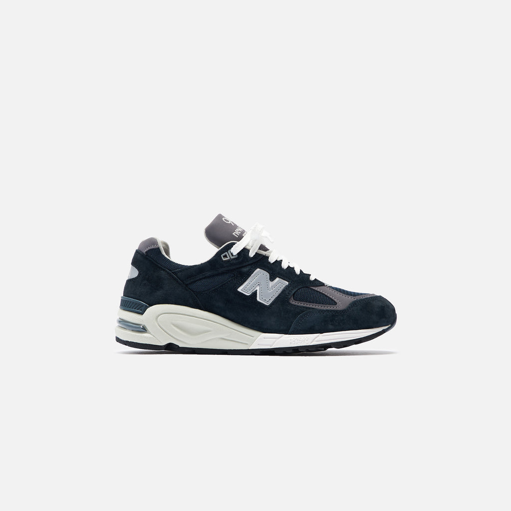 new balance 990 v2 kith navy