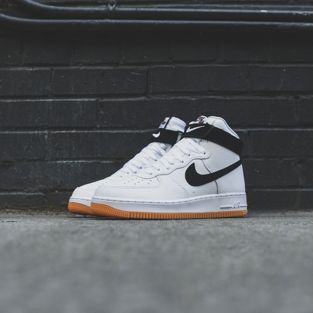 nike air force 1 high white gum sole