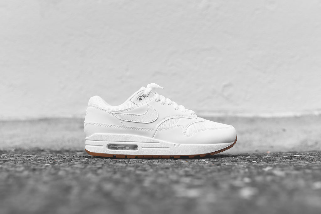 nike air max 1 all white