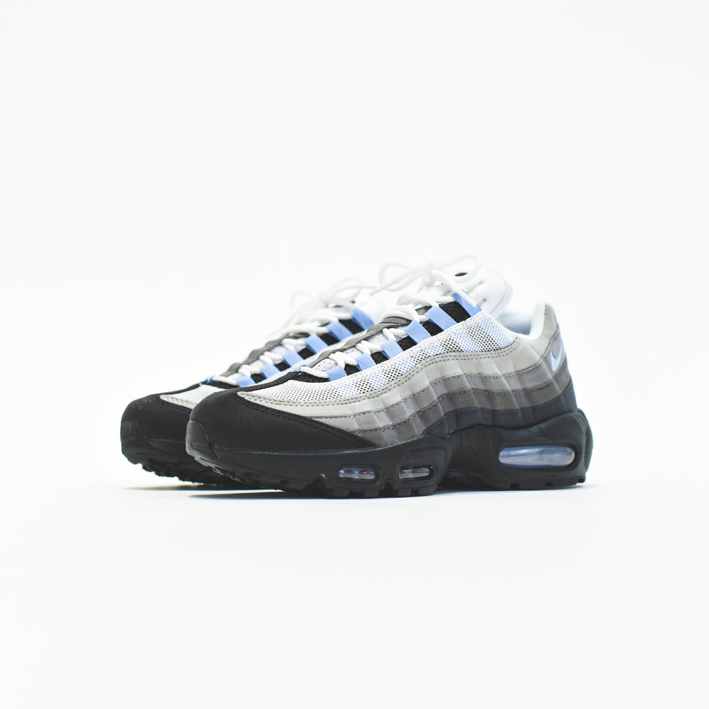 95 black and blue