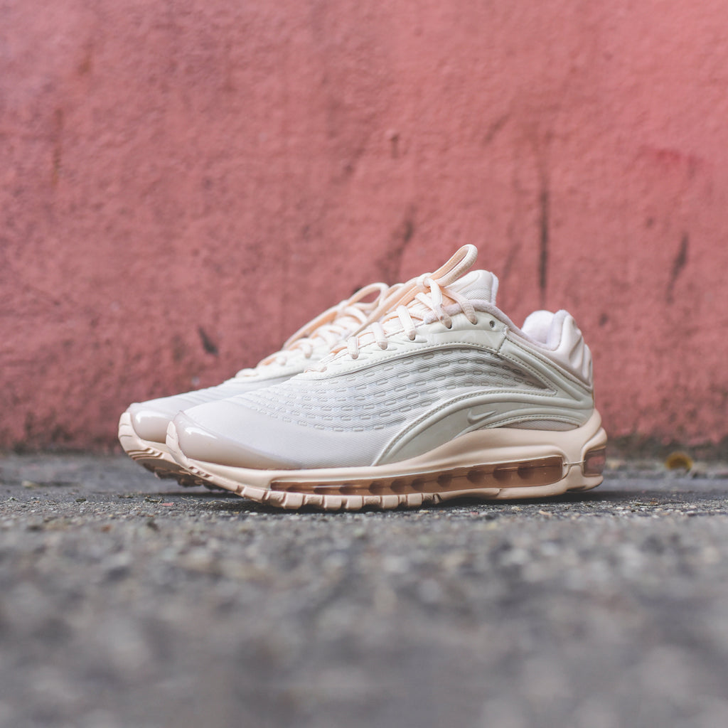 nike sportswear wmns air max deluxe se