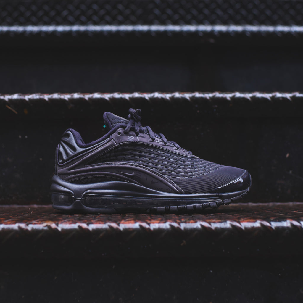 nike air max deluxe mesh sneakers