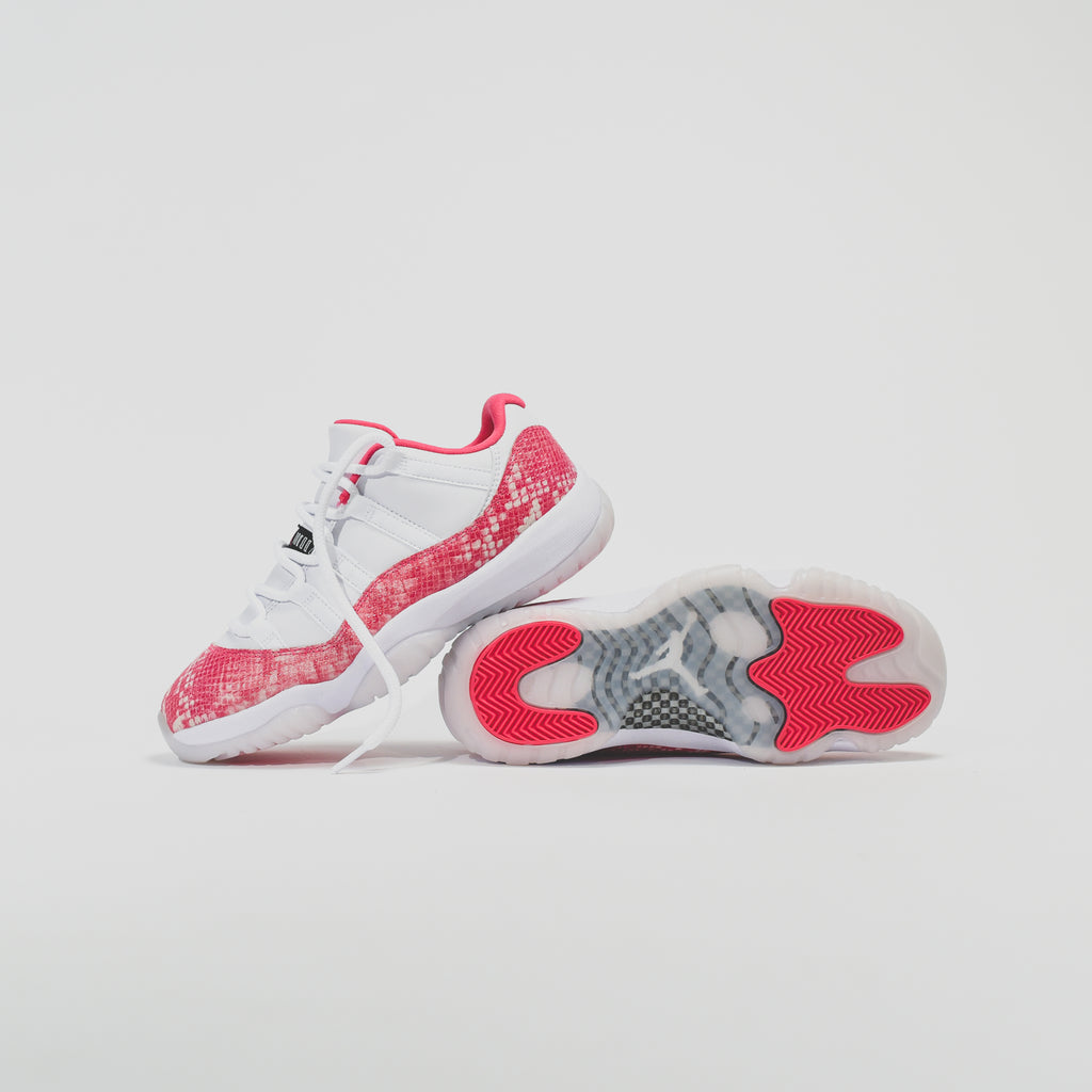 Nike WMNS Air Jordan 11 Retro Low 