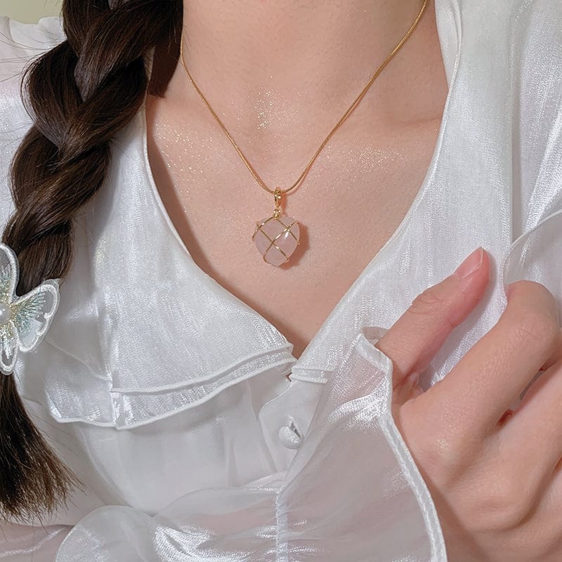 Dainty 18K Gold Filled Opal Heart Pendant Choker Necklace