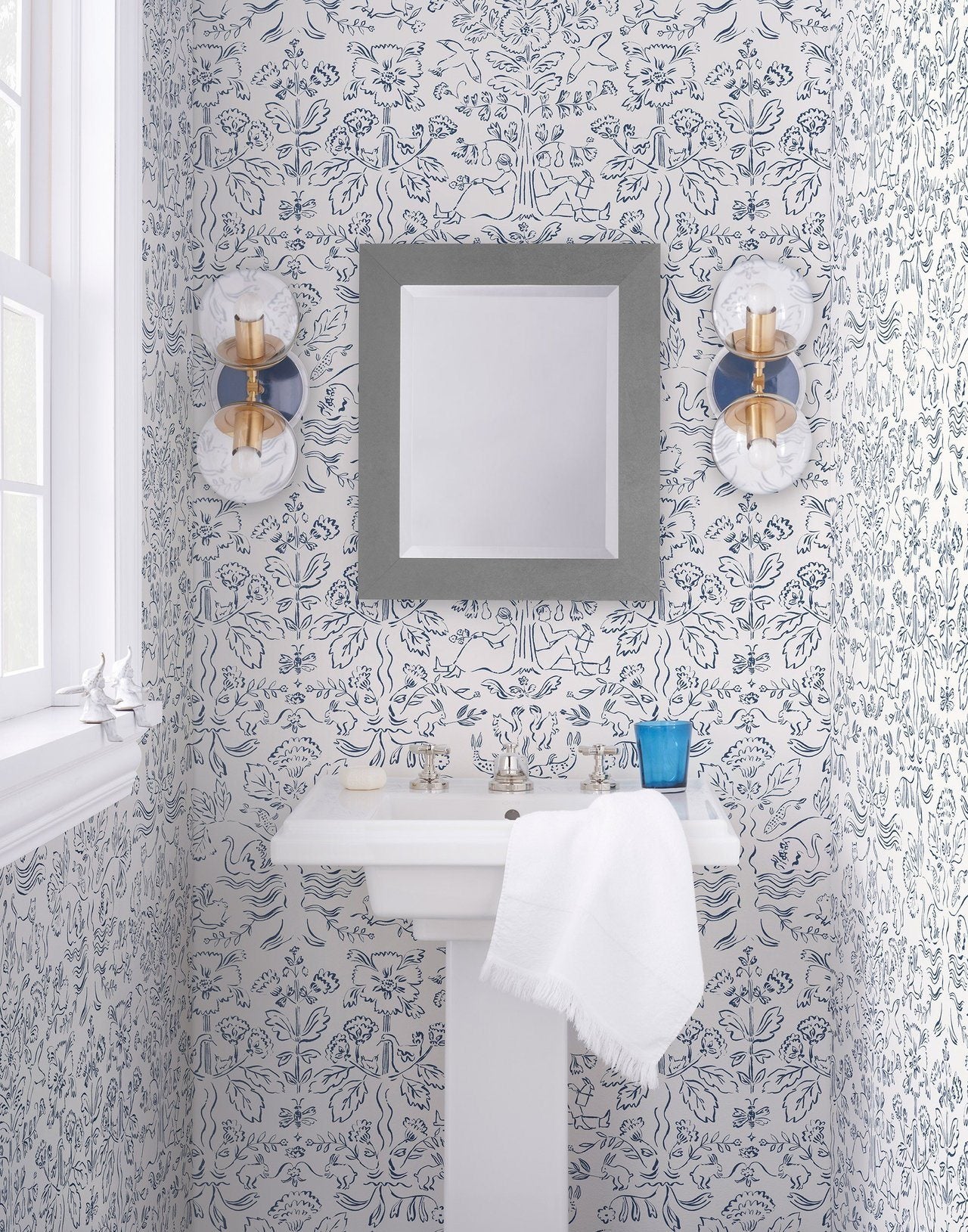Pattern Players | Emily Isabella | Storyline Delft Blue wallpaper | Hygge & West