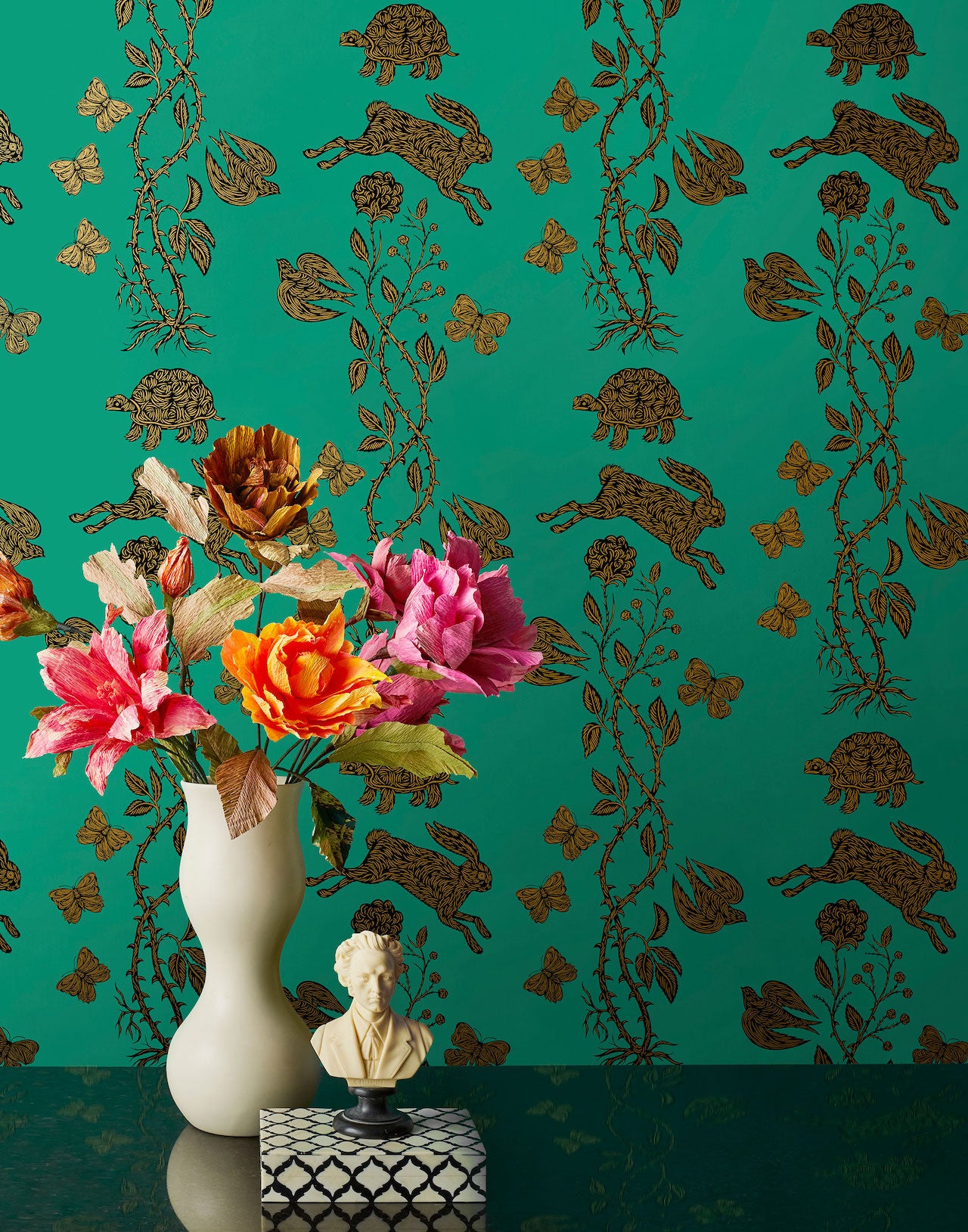Pattern Players: PATCH NYC | Fable Emerald wallpaper | Hygge & West
