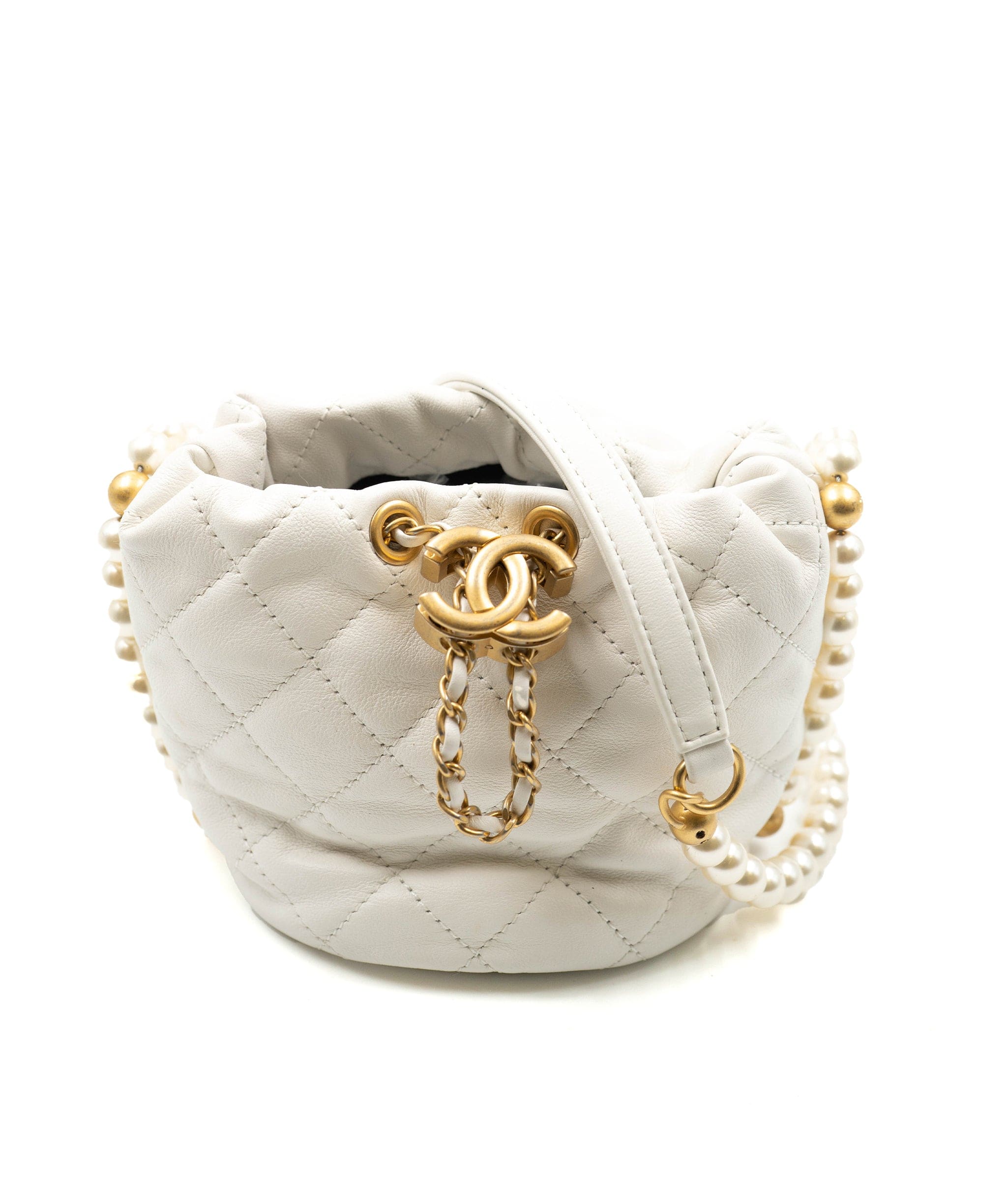 white chanel bag with pearl strap