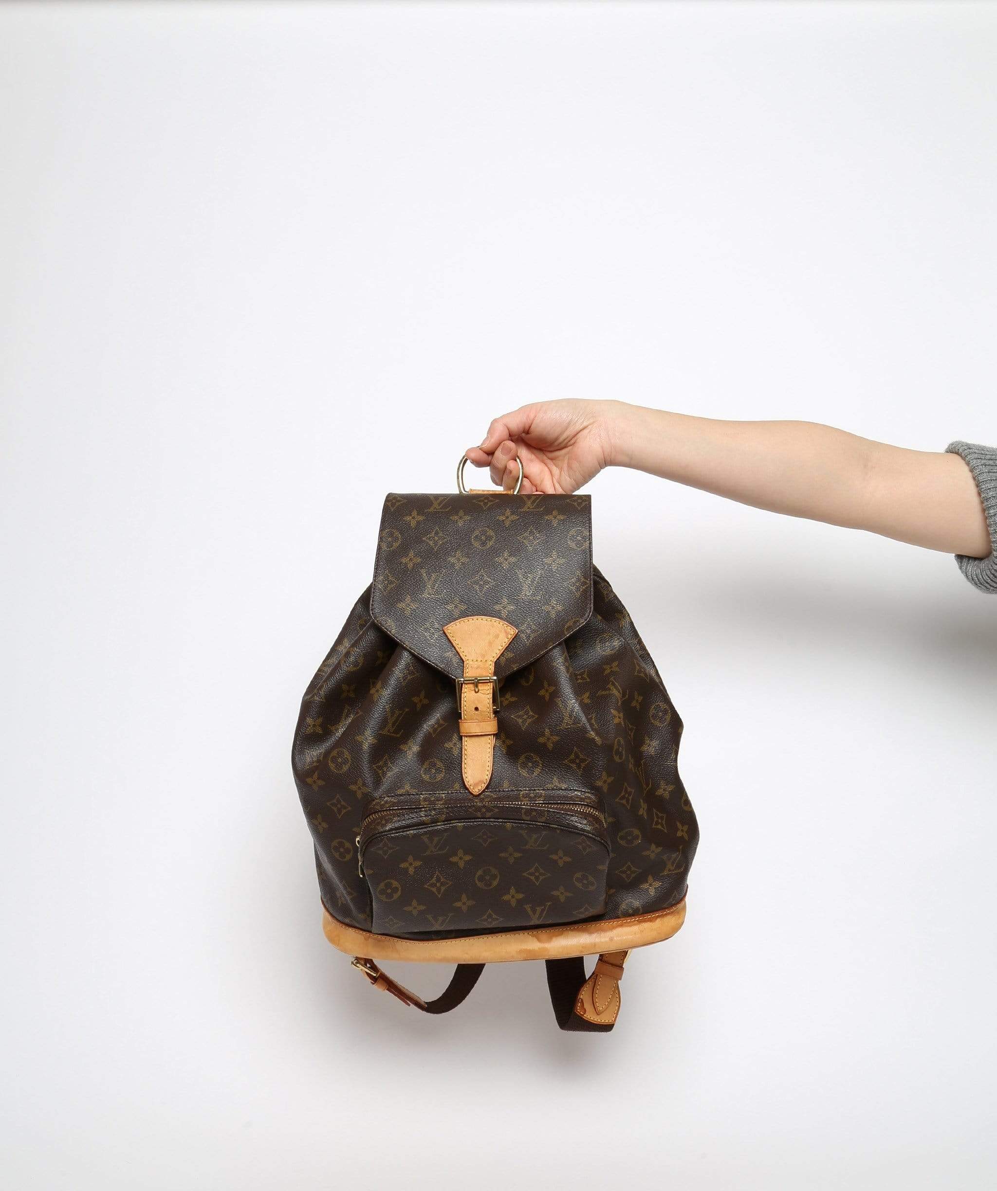 LOUIS VUITTON Monogram Montsouris GM Backpack – LuxuryPromise