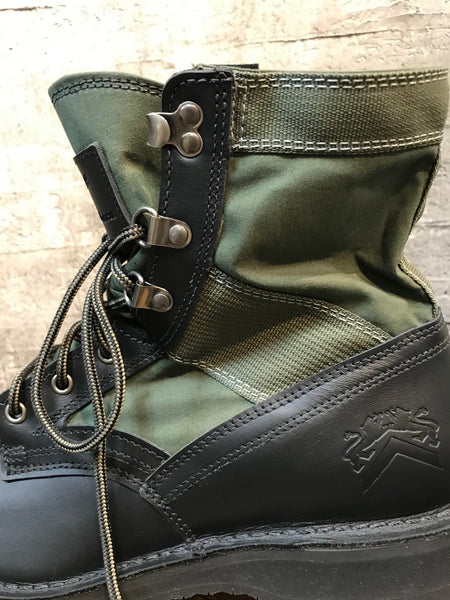 NC×DANNER