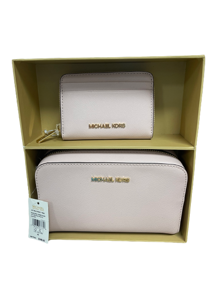 Michael Kors Giftable Box With Card Wallet Pouch –