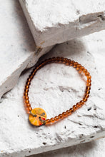 Load image into Gallery viewer, Amelia Coconut Shell Bracelet