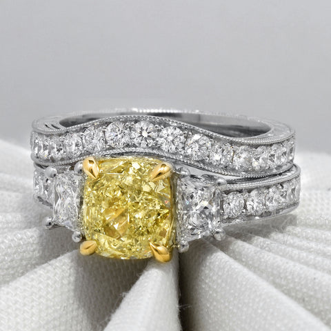 https://www.kingofjewelry.com/collections/canary-diamond-engagement-rings/products/2-90-ct-canary-fancy-yellow-cushion-cut-diamond-engagement-ring-gia-certified