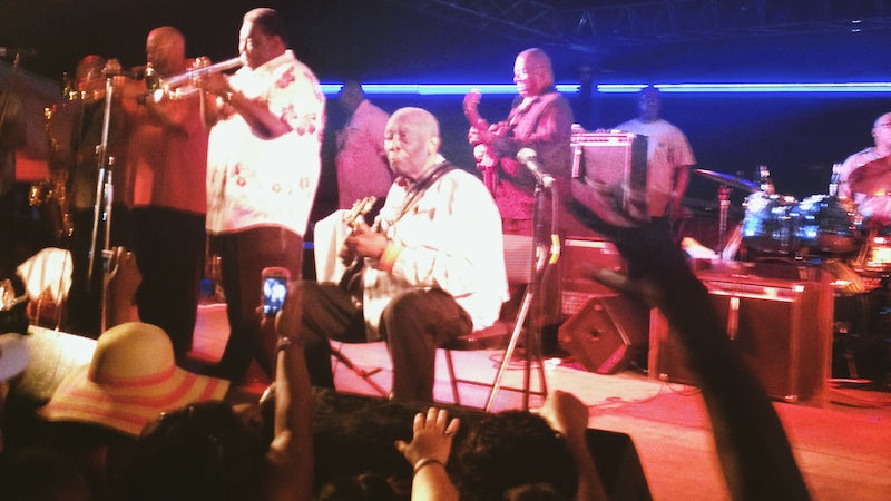 BB King still performing strong at age 88 at his final homecoming show in Indianola, MS