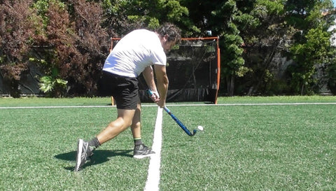 Pablo Menodoza How to hit field hockey