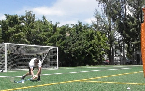 How to do the field hockey sweep Pablo Mendoza 