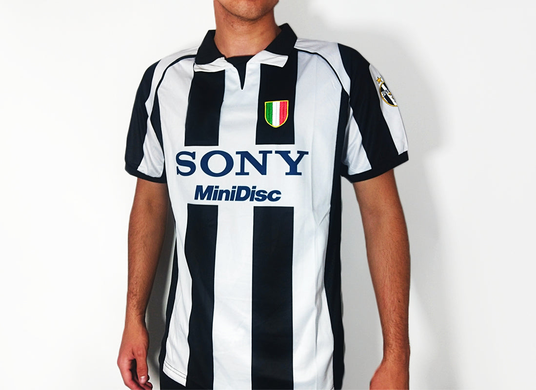 juventus old jersey