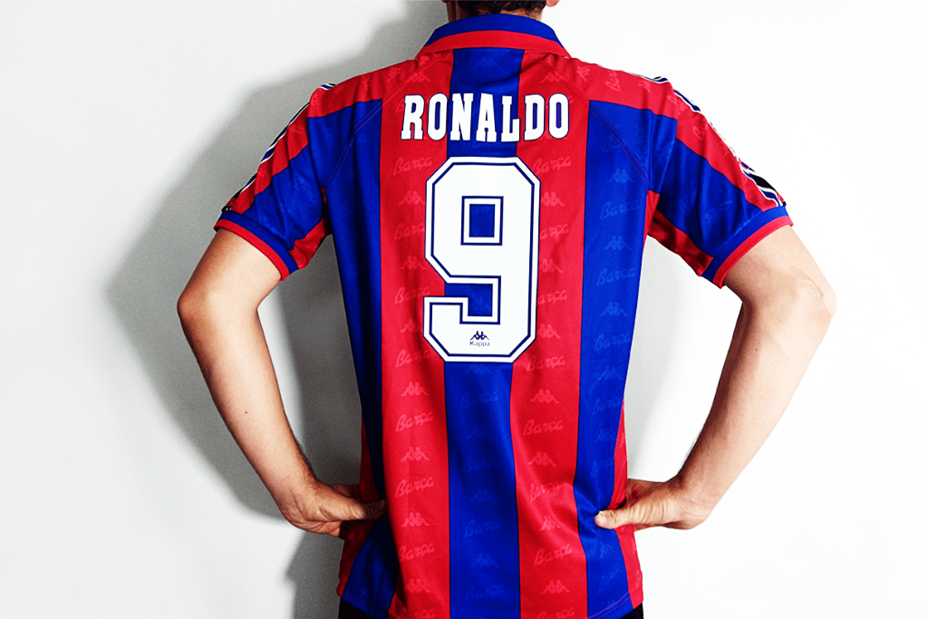 ronaldo in barcelona jersey