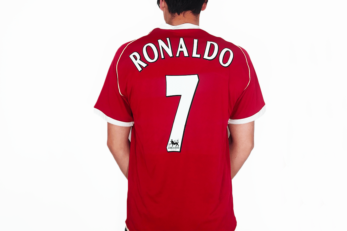 ronaldo man utd jersey