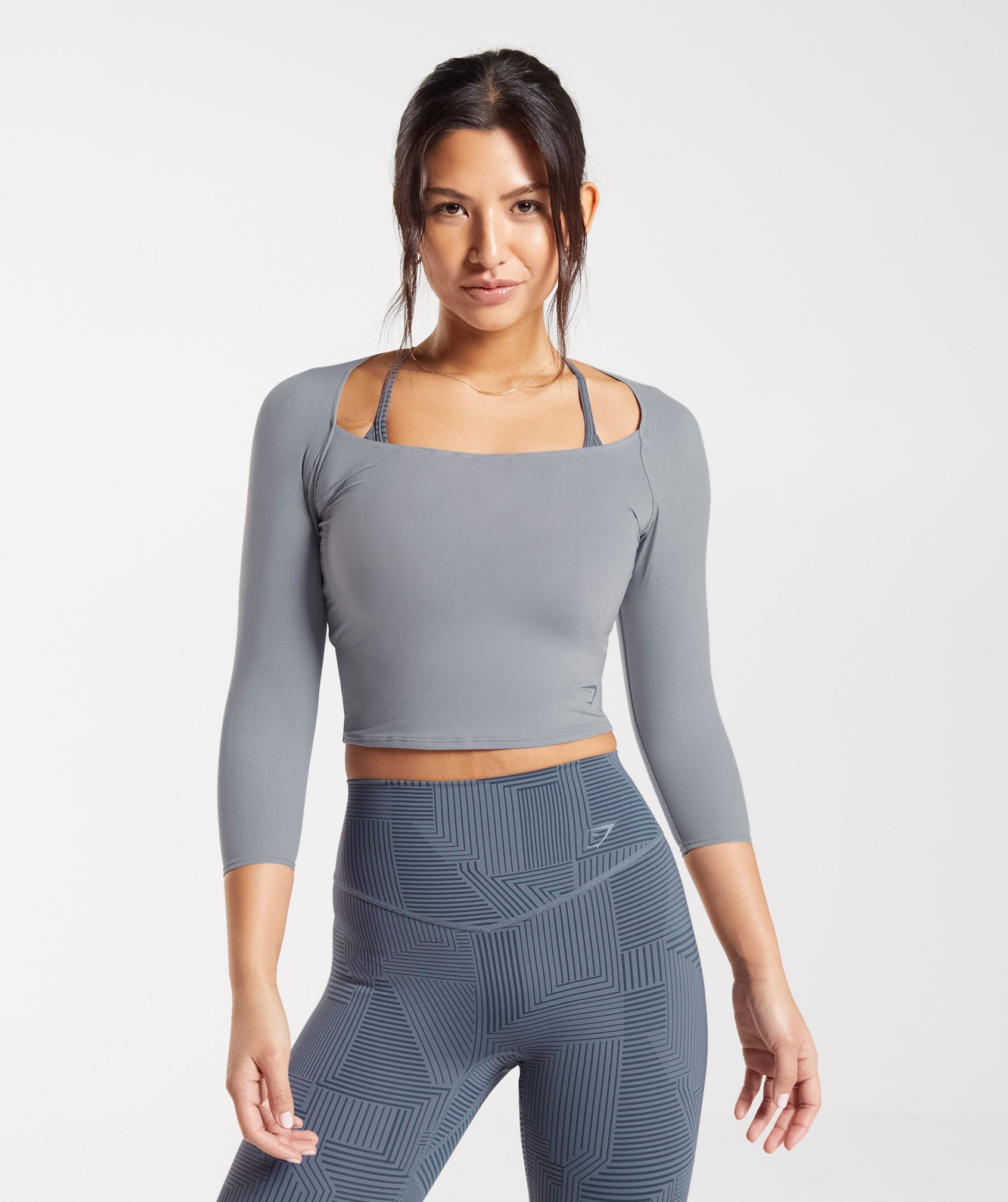 http://cdn.shopify.com/s/files/1/0098/8822/products/Elevate44654SleeveCropTopDriftGreyB4A7Z-GBYF22.jpg?v=1677494606