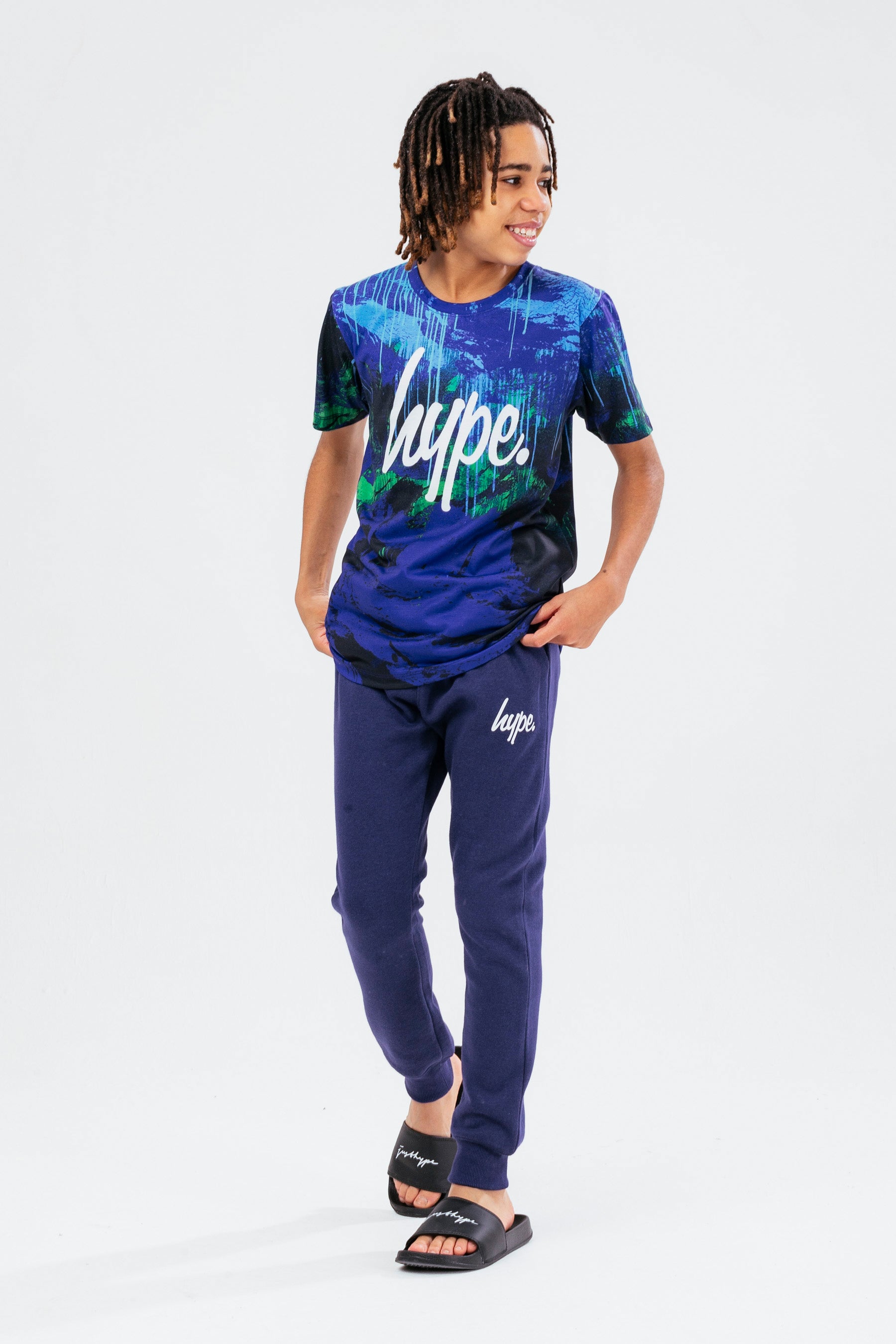 hype boys navy reef spray script tee & joggers set