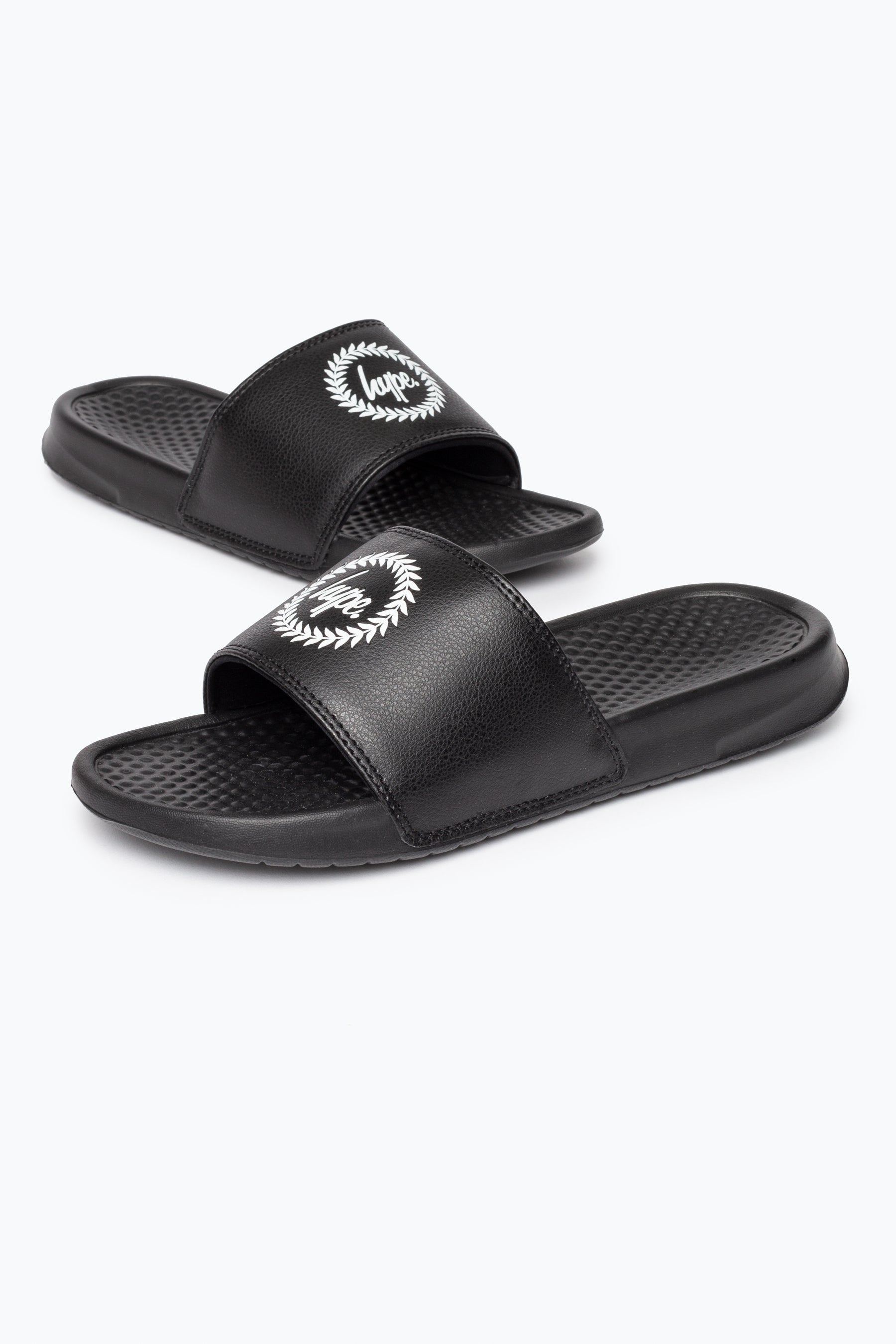 hype kids unisex black crest sliders