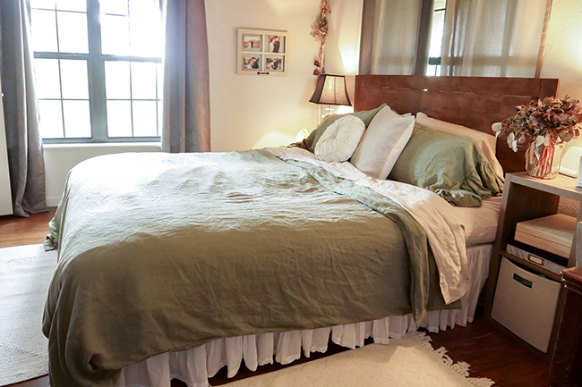 organic bedding, wool mattress, organic mattress, linen sheets, all natural bedroom, diy bedframe
