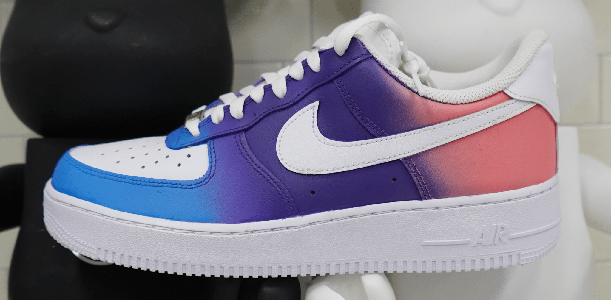 what paint do you use on nike air force 1