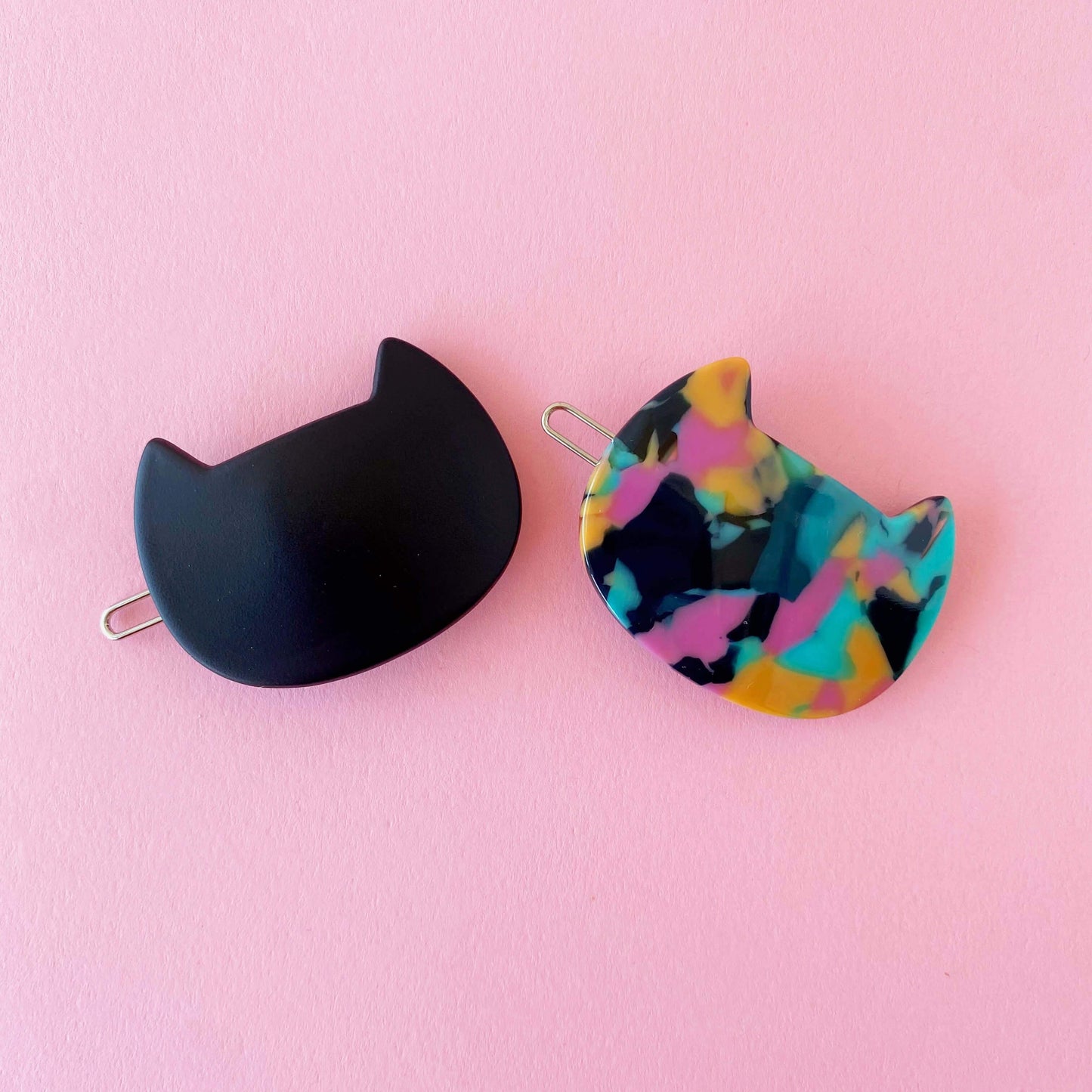 BECKY HELMS Cat Hair Clip