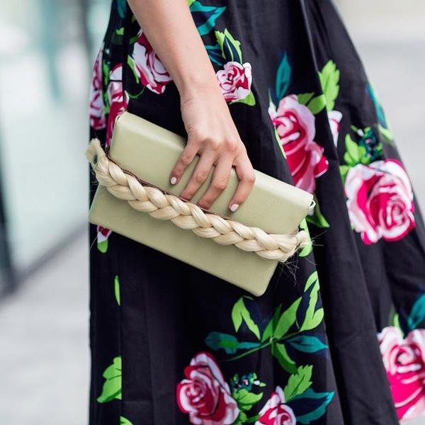 Mugon - TheFashionFraction Clutch