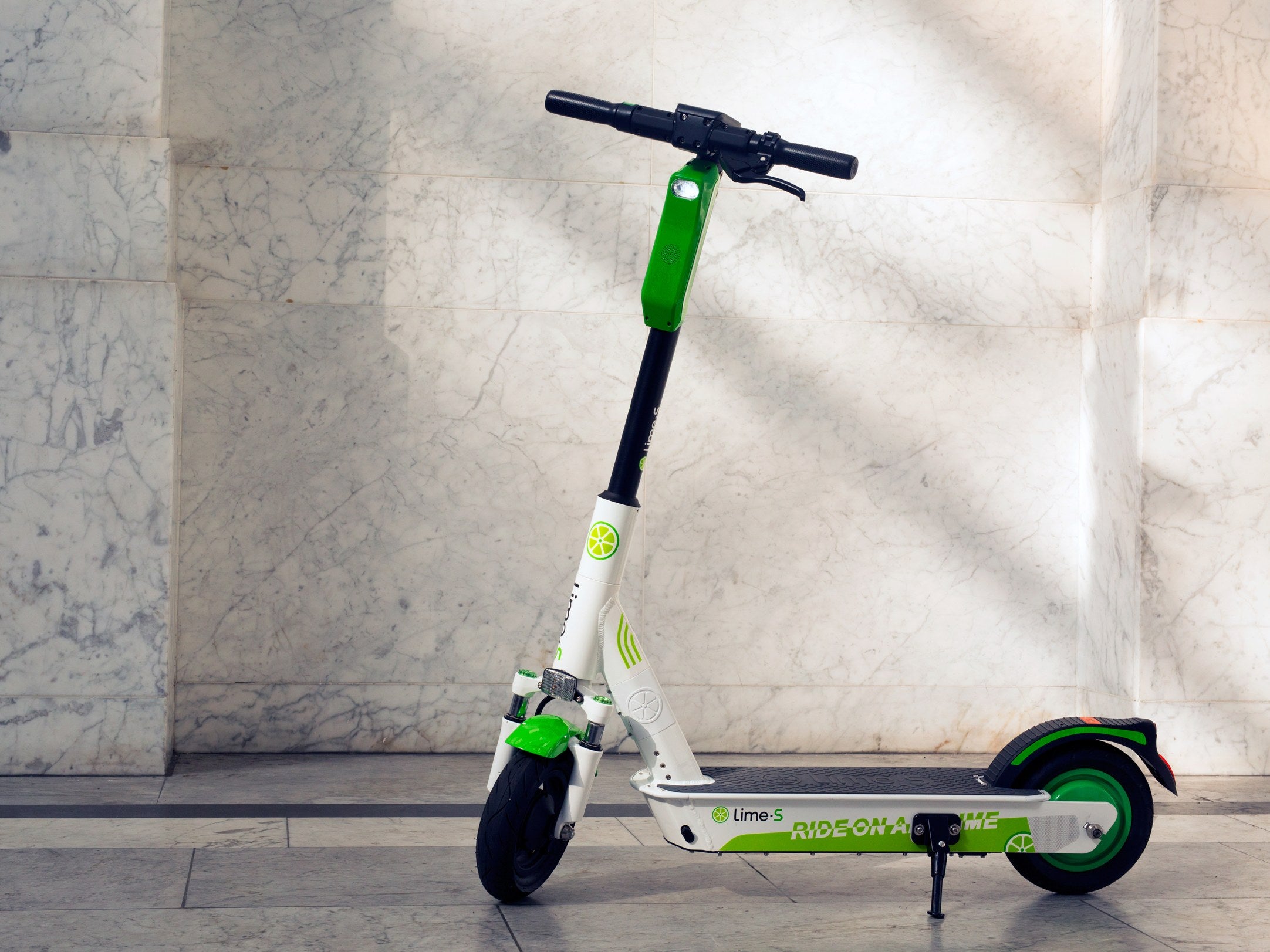 What Electric Scooter to Buy after Riding a Lime – Ampd Brothers Electric