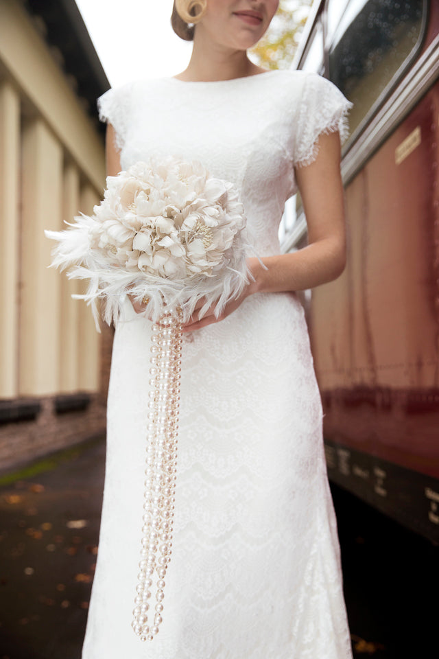 Feathers and Pearls Bouquet | Bridal Bouquets | Kate Aspen