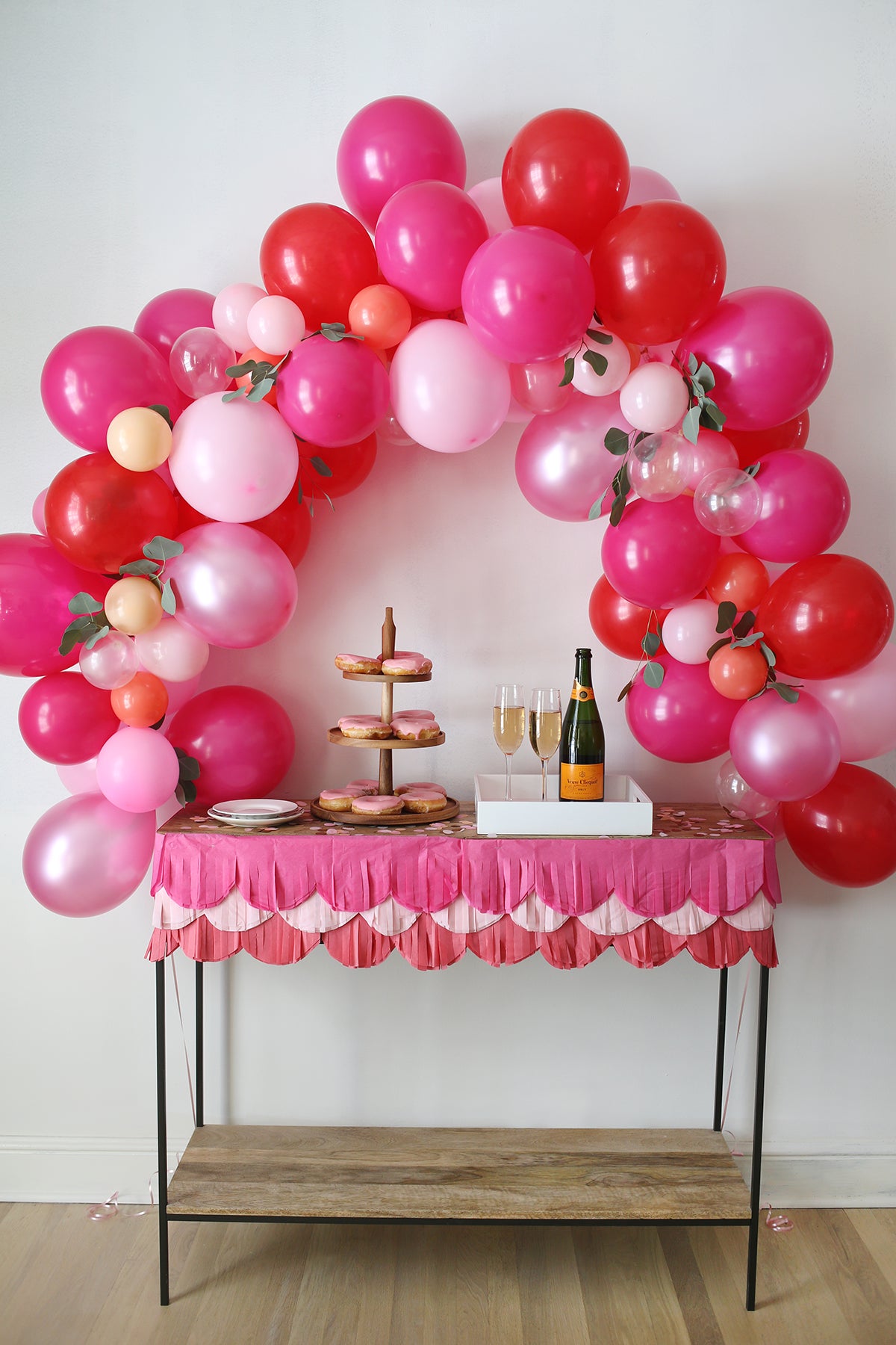 Balloon Arch | Party Trends | Kate Aspen