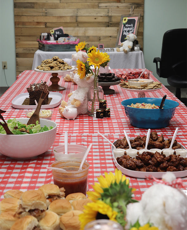 Baby-Q Table | A Sunflower Baby-Q Celebration | Kate Aspen