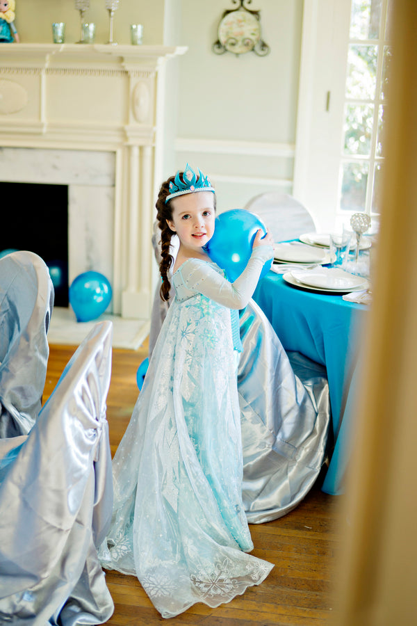 Birthday Girl for a Frozen Party - Andie Freeman Photography