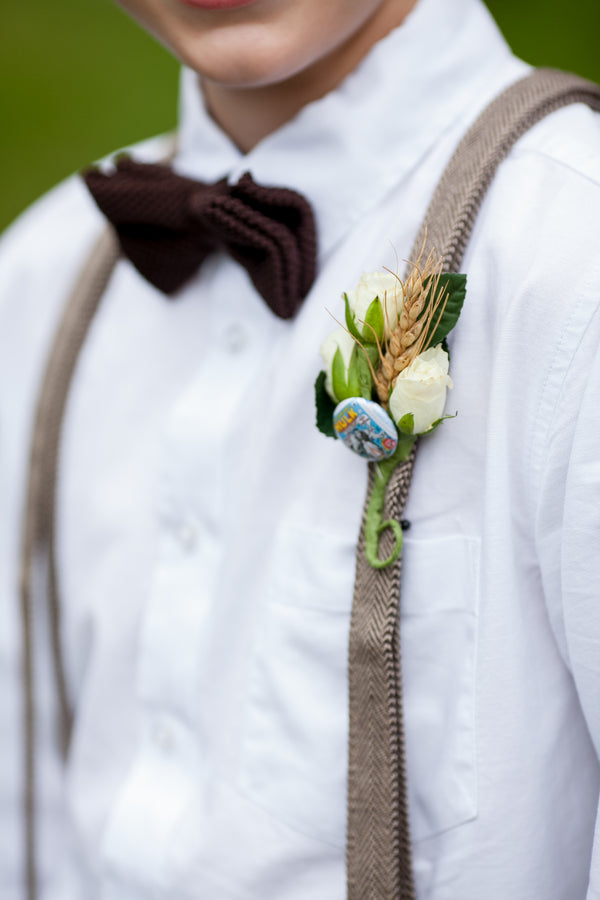 Groomsman | Elegant Barn Wedding | Jeannine Marie Photography