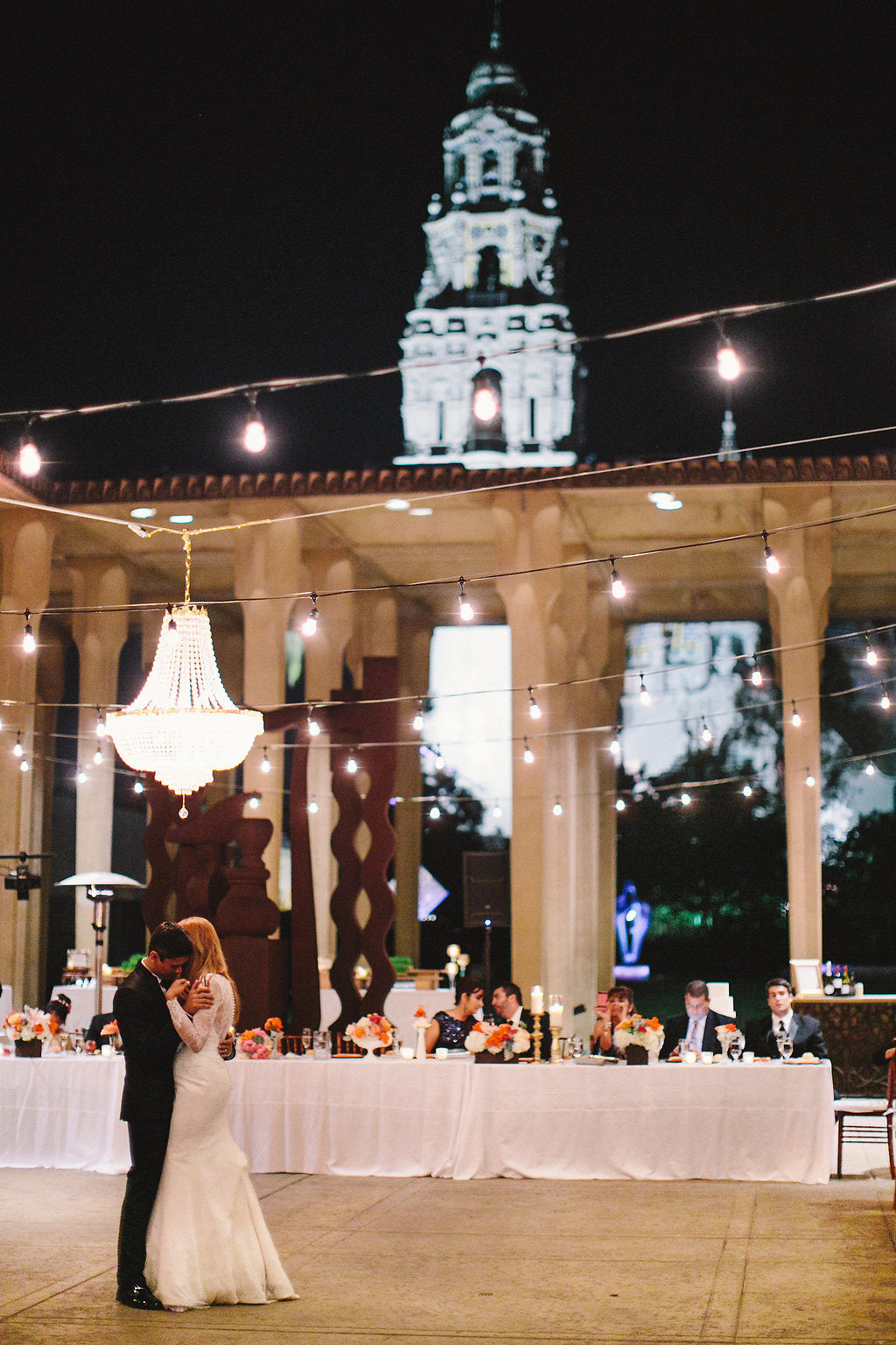 A magical first dance at the San Diego Museum of Art | Photos by Petula Pea Photography