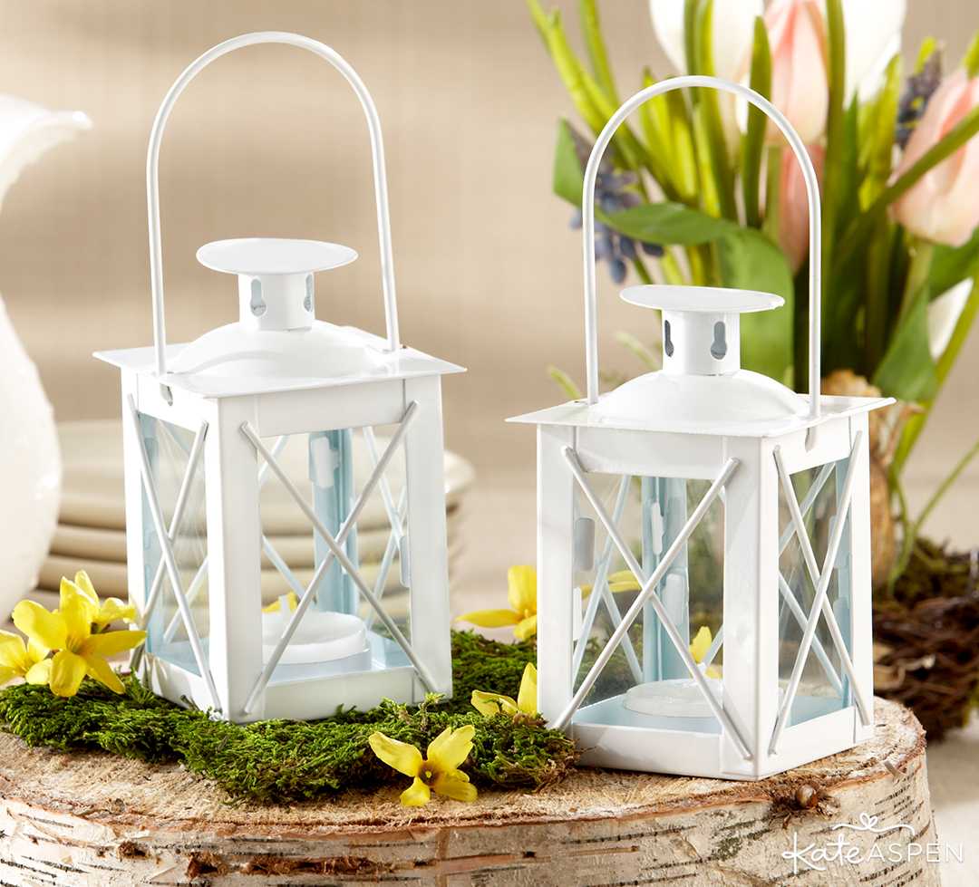 Luminous Mini Lanterns | 6 Ways to Light Up Your Night With Lanterns | Kate Aspen
