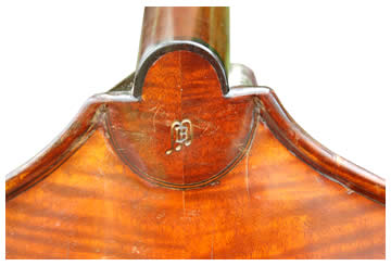 Back of bass close up – Italian Double Bass by Mario Bandini, Ravenna anno 1980