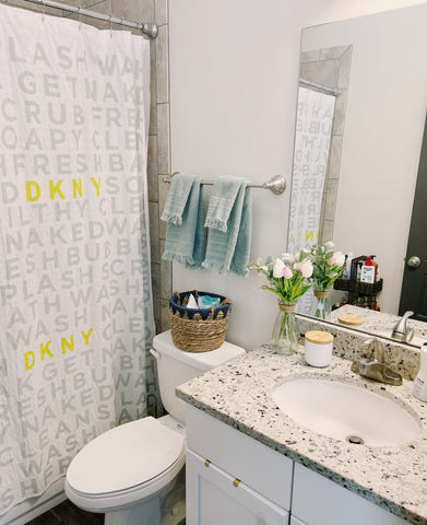 ORGANIZING & DECLUTTERING MY SKINCARE & HAIR CARE IN MY BATHROOM! 