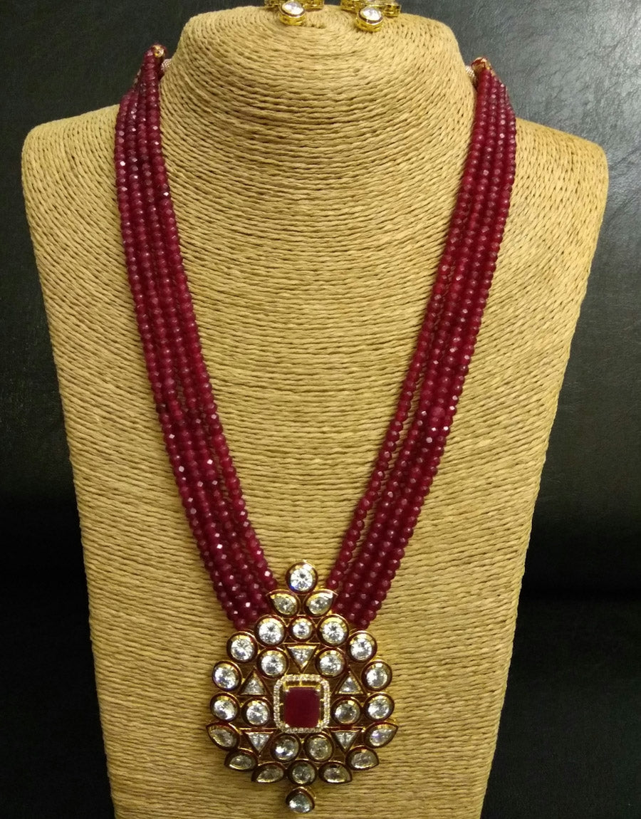 kundan and beads necklace