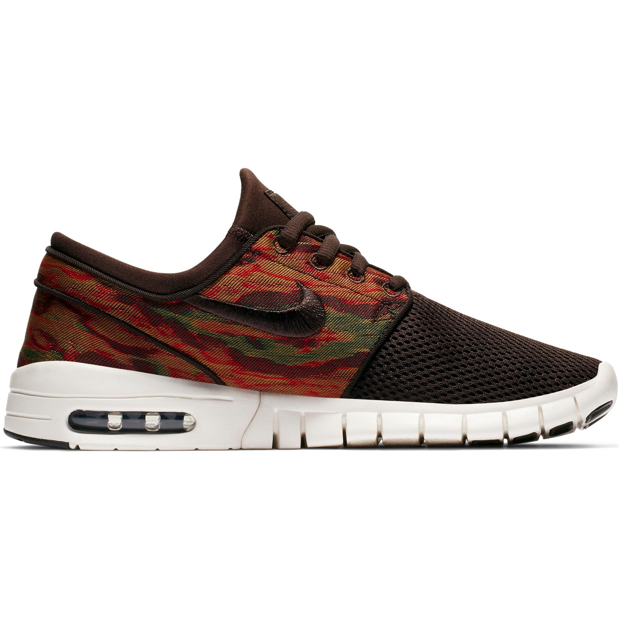 stefan janoski max brown