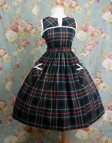 Plaid Set (Bouffant)