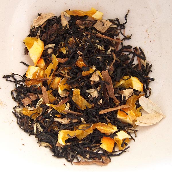 New Zealand organic chai tea with keemun black tea, oranges, sweet Cinnamon (Cinnamomum verum), Cardamom, fennel, cloves, ginger