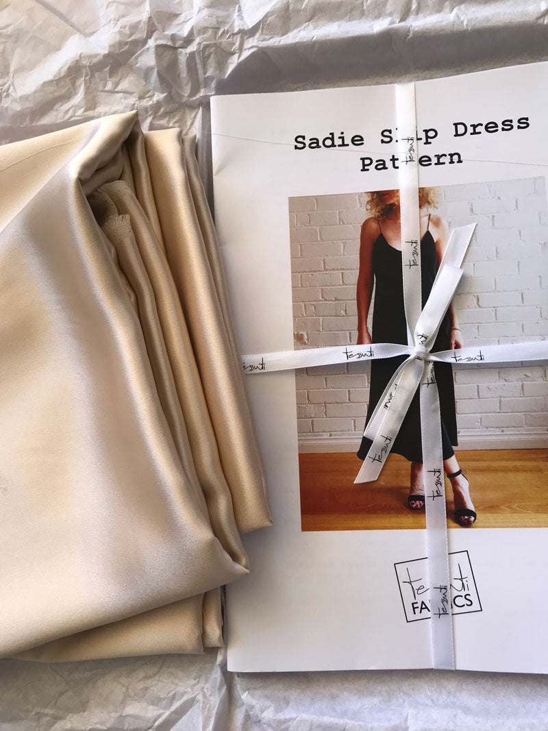 sewing bias cut dress, sadie slip dress tessuti