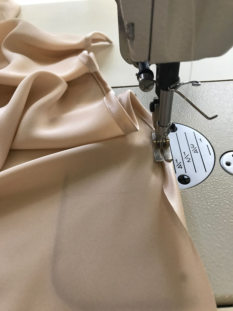 sewing bias cut dress, sadie slip dress tessuti
